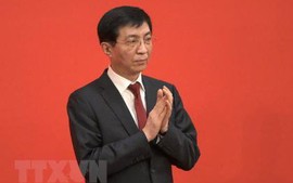 越南祖国阵线中央委员会主席杜文战致电祝贺中国新任全国政协主席王沪宁
