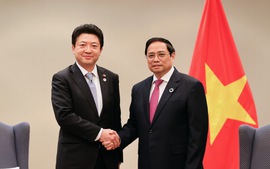 越南政府总理范明正会见日本大型企业领导