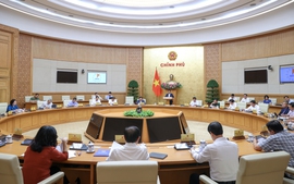 范明正总理主持召开政府专题会议