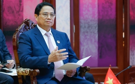 面对动荡变革的世界，东盟坚持保持自信、自强和战略自主