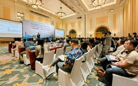 越南中国贸易、投资和产业合作对接交流会在河内举行