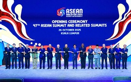 越南政府总理范明政出席第47届东盟峰会开幕式