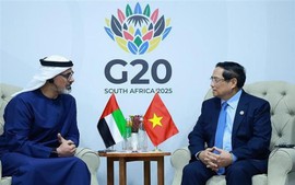 范明政总理会见阿联酋阿布扎比王储