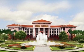 政府总理任命国防部人员