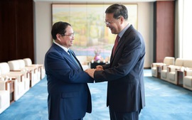 范明正总理会见上海市委书记陈吉宁