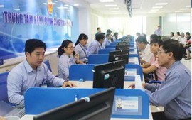 越南政府总理颁发关于继续加强分级分权的文件