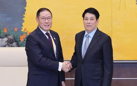 梁强主席会见亚太经合组织工商咨询理事会主席