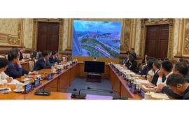 胡志明市与广州市合作前景广阔
