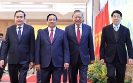 苏林总书记出席中央政府和各地政府工作全国会议