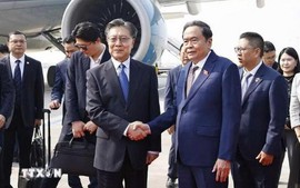越南国会主席陈青敏圆满结束对中国的正式访问