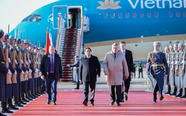 范明政总理抵达莫斯科，开始对俄罗斯进行正式访问