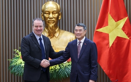 黎明兴总理会见美国贸易代表办公室副代表里克·斯威策：双方希望早日达成关于对等、公平和平衡贸易的协议
