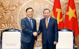 越共中央总书记、国家主席苏林会见韩国国土交通部长