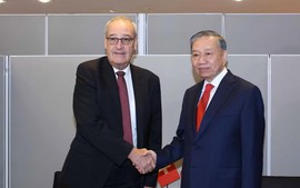 越共中央总书记、国家主席苏林会见出席第81届联合国大会的的部分国家领导人