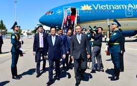 Thủ tướng tới Kazakhstan