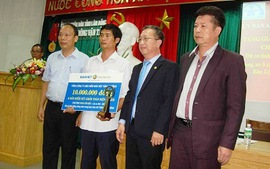 Bảo Việt trả bồi thường bảo hiểm cho xe của tài xế Bắc