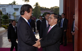 Việt-Lào nhất trí sớm ký Hiệp định thương mại mới