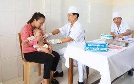 Chuyển đổi vaccine bại liệt và các vấn đề liên quan đến tiêm chủng