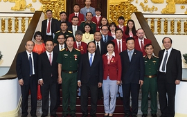 Thủ tướng chúc mừng Đoàn thể thao Việt Nam