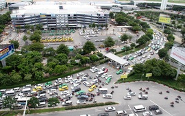 Phân luồng lại giao thông quanh sân bay Tân Sơn Nhất