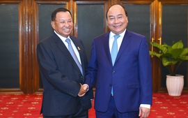 Thủ tướng Nguyễn Xuân Phúc hội kiến Chủ tịch Thượng viện, Chủ tịch Quốc hội Campuchia