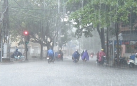 Áp thấp nhiệt đới gây mưa lớn diện rộng