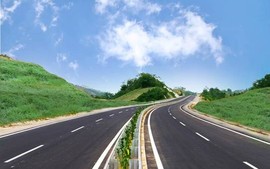 TPHCM tạm ngưng 2 dự án BOT giao thông