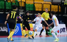 VCK Futsal nữ châu Á 2018: Thắng liền 3 trận, Việt Nam vào tứ kết