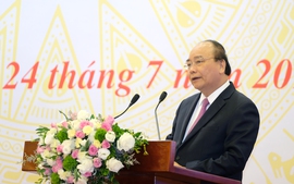 Thủ tướng: Không 'ôm giữ' những điều kiện không cần thiết