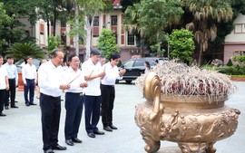 Phó Thủ tướng thăm các 'địa chỉ đỏ' ở Sơn La