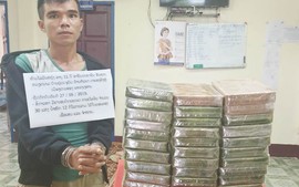 Câu kết ‘mang’ 32 bánh heroin từ Lào vào Việt Nam 