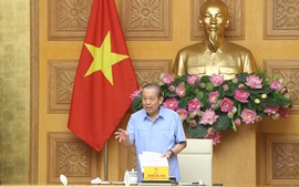 Phó Thủ tướng Thường trực chủ trì cuộc họp về các dự án yếu kém
