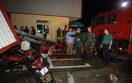 Khẩn trương khắc phục hậu quả vụ lốc xoáy kéo sập nhà xưởng tại Vĩnh Phúc
