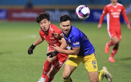 Bóng đá Việt Nam khởi đầu mùa giải 2021 ấn tượng, an toàn