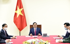 Thủ tướng Phạm Minh Chính điện đàm với Thủ tướng Quốc vụ viện nước CHND Trung Hoa Lý Khắc Cường
