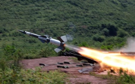 Việt Nam cải tiến thành công tên lửa Petrora C125