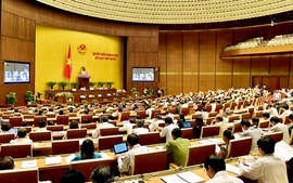 Quốc hội thảo luận về quyết toán ngân sách nhà nước năm 2014