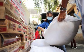 Phú Yên trả lời về việc hỗ trợ gạo cho người dân bị ảnh hưởng dịch