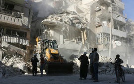 Chiến sự leo thang tại Syria, LHQ họp khẩn