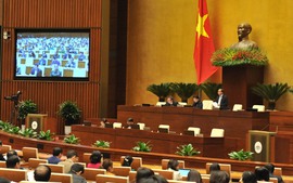 Quốc hội thông qua Nghị quyết về cải cách bộ máy hành chính Nhà nước