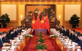 Thủ tướng Nguyễn Xuân Phúc hội đàm với Thủ tướng Trung Quốc Lý Khắc Cường