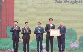 Thủ tướng trao danh hiệu 'Huyện nông thôn mới' đầu tiên vùng Tây Bắc