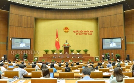 Quốc hội thông qua Nghị quyết về xây dựng luật, pháp lệnh