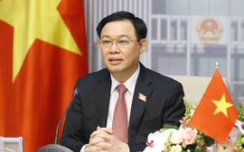 Chủ tịch Quốc hội cảm ơn Latvia nhượng vaccine phòng COVID -19 cho Việt Nam