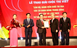 Nhiều bài viết hay về học tập và làm theo tư tưởng đạo đức Hồ Chí Minh