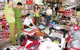 Hà Nội ngăn chặn, đẩy lùi buôn lậu, gian lận thương mại