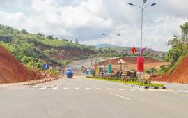 Đầu tư tuyến đường cao tốc Bờ Y - Ngọc Hồi - Pleiku