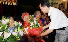Đối tượng được truy tặng danh hiệu "Bà mẹ Việt Nam anh hùng"