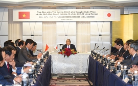 Thủ tướng tọa đàm với lãnh đạo các doanh nghiệp, tổ chức kinh tế vùng Kansai, Nhật Bản