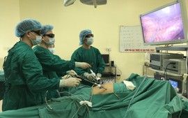 Bệnh viện K sử dụng robot phẫu thuật, điều trị ung thư